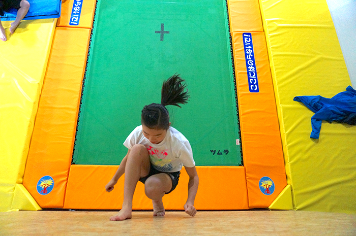 ピーストランポリンジム寒川