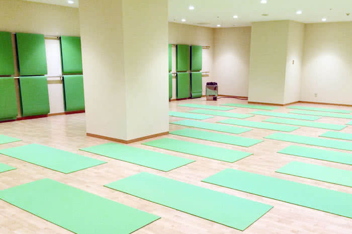 ホットヨガスタジオ loIve（ロイブ）姫路駅前店