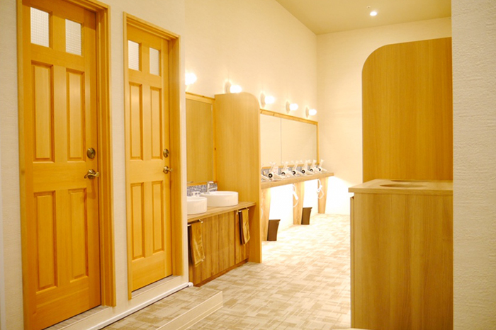 ホットヨガスタジオ loIve（ロイブ）イオンモール高松店