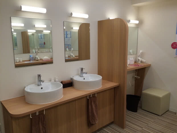 ホットヨガスタジオ loIve（ロイブ）倉敷駅前店