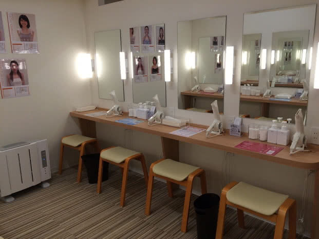 ホットヨガスタジオ loIve（ロイブ）倉敷駅前店