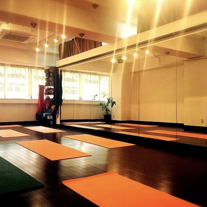 PRAMANA(プラマーナ)  yoga & pilates studio