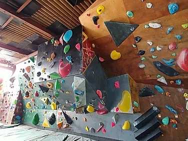 クライミングジムロッキン