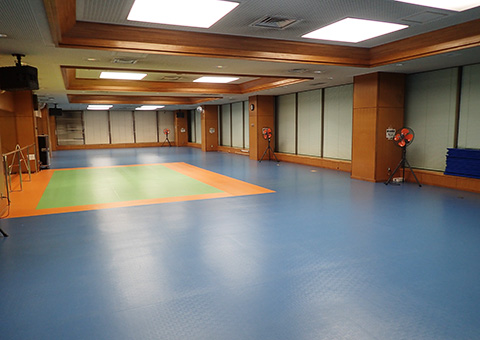 板橋区立上板橋体育館