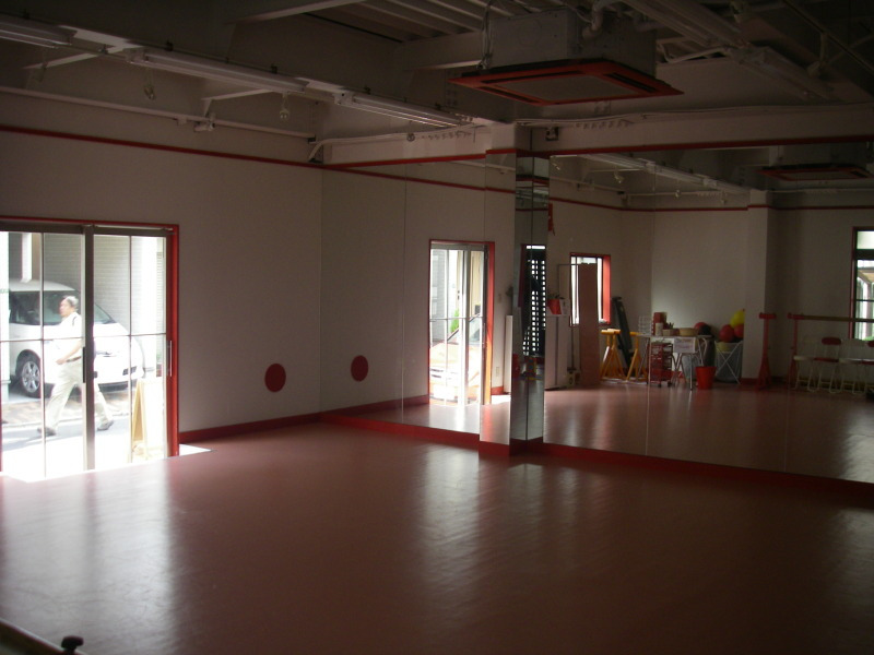 POP'J DANCE STUDIO