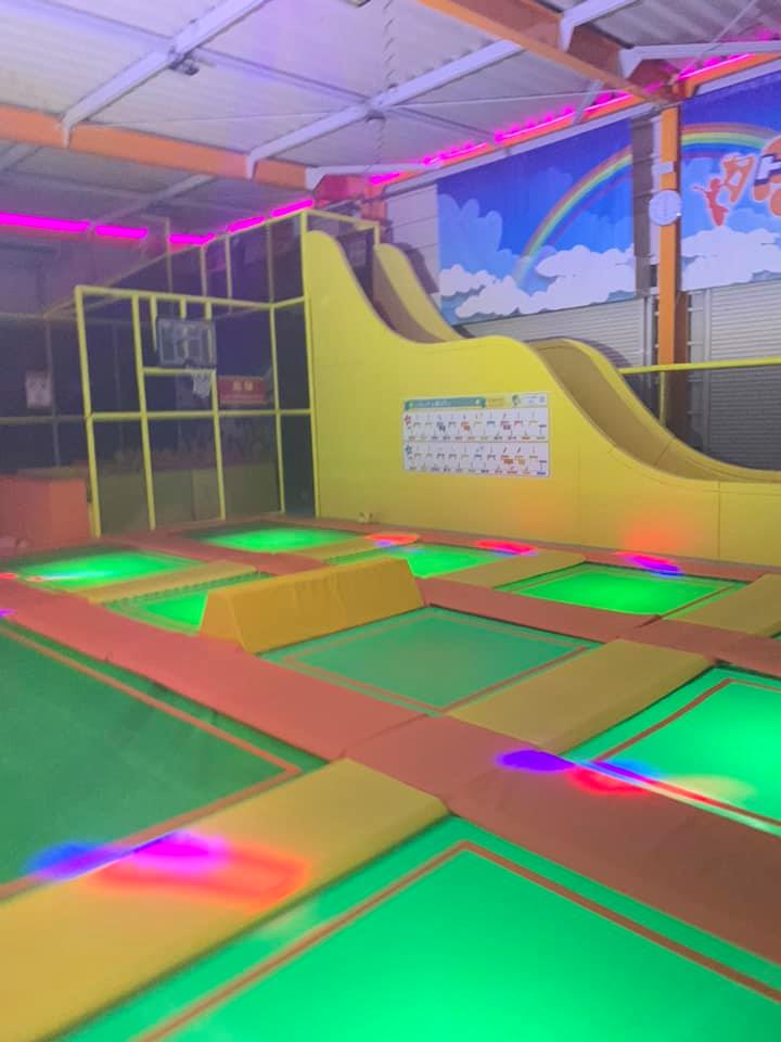 トランポリンパーク浜松