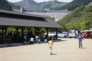 松田川ダムふれあい広場