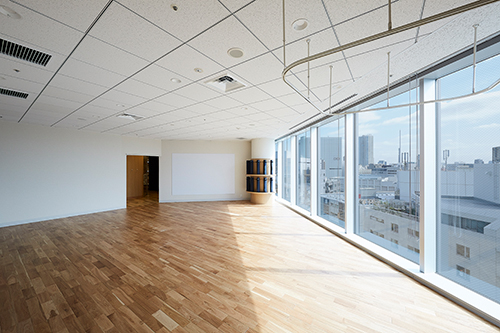 FIRSTSHIP（ファーストシップ）新宿