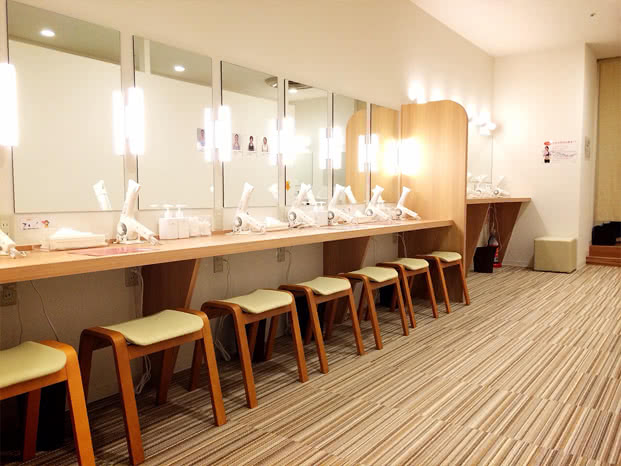 ホットヨガスタジオ loIve（ロイブ）函館店