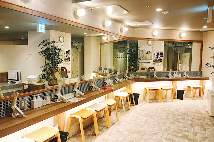 ホットヨガスタジオ loIve（ロイブ）町田店