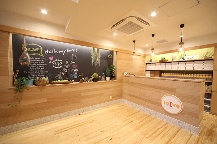 ホットヨガスタジオ loIve（ロイブ）自由が丘店