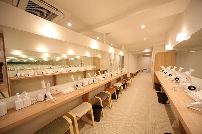 ホットヨガスタジオ loIve（ロイブ）自由が丘店