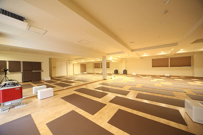 ホットヨガスタジオ loIve（ロイブ）自由が丘店