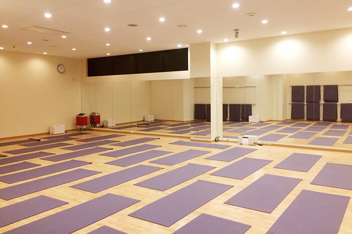 ホットヨガスタジオ loIve（ロイブ）富山店