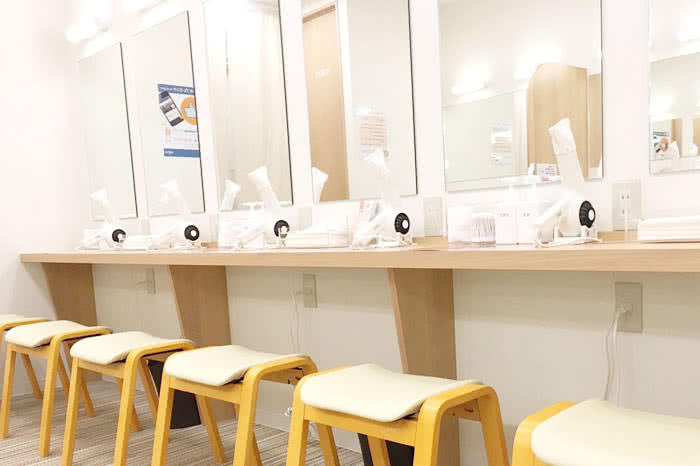 ホットヨガスタジオ loIve（ロイブ）名古屋駅前店