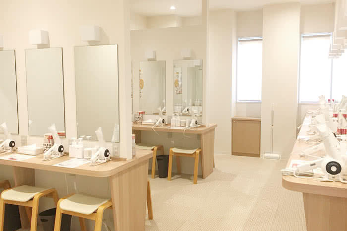 ホットヨガスタジオ loIve（ロイブ）岐阜店