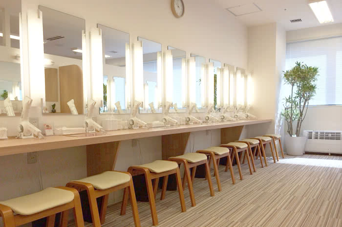 ホットヨガスタジオ loIve（ロイブ）天王寺店