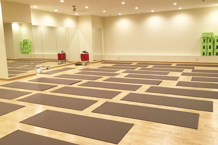 ホットヨガスタジオ loIve（ロイブ）高槻店